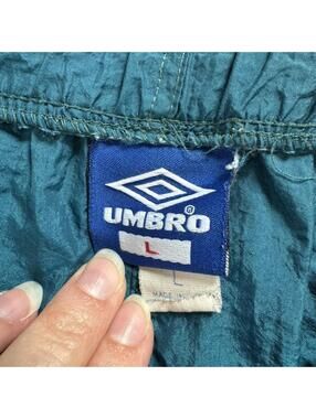 VTG Umbro Men's Athletic Shorts Size Large Teal Blue